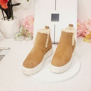 Zali Sneakers Praline Suede Dolce Vita Size 6.5